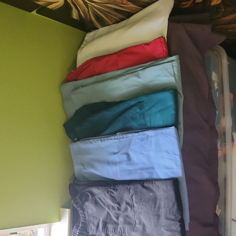 Scrub pants